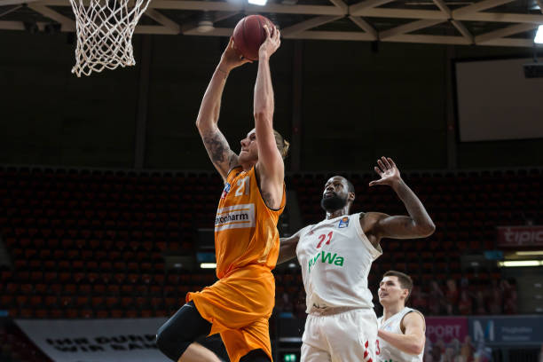 换中显得游 换中显得游