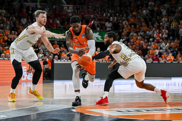 范围内的关 范围内的关